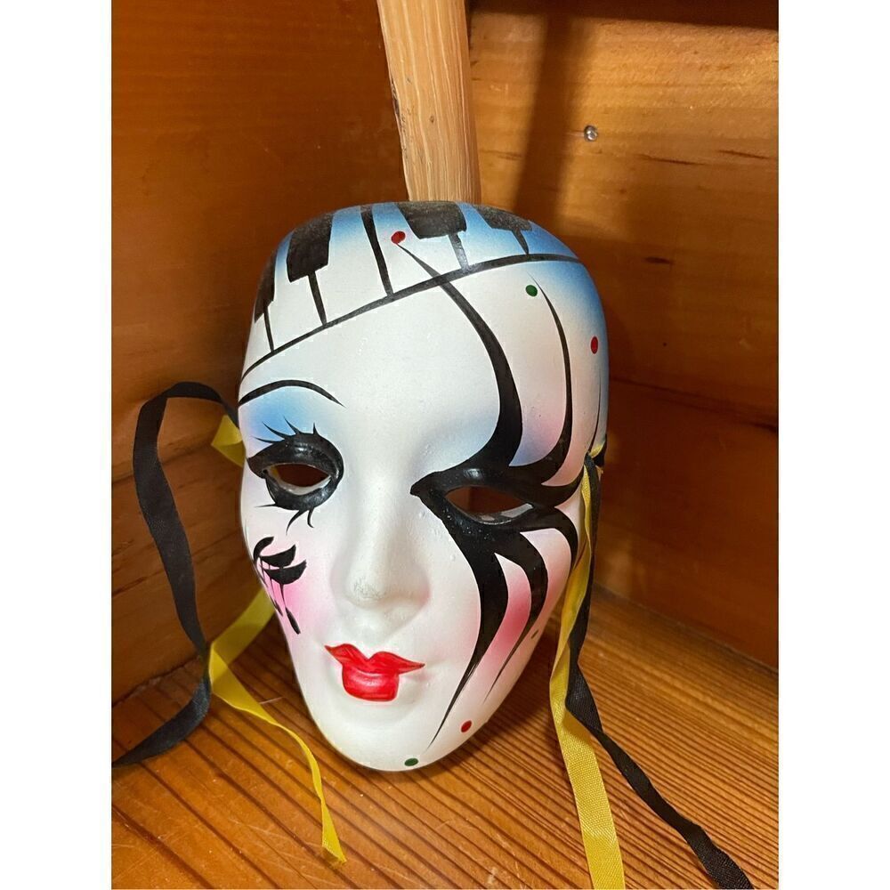 Vintage Hand Painted Musical Design Mask - Picture 2 of 4